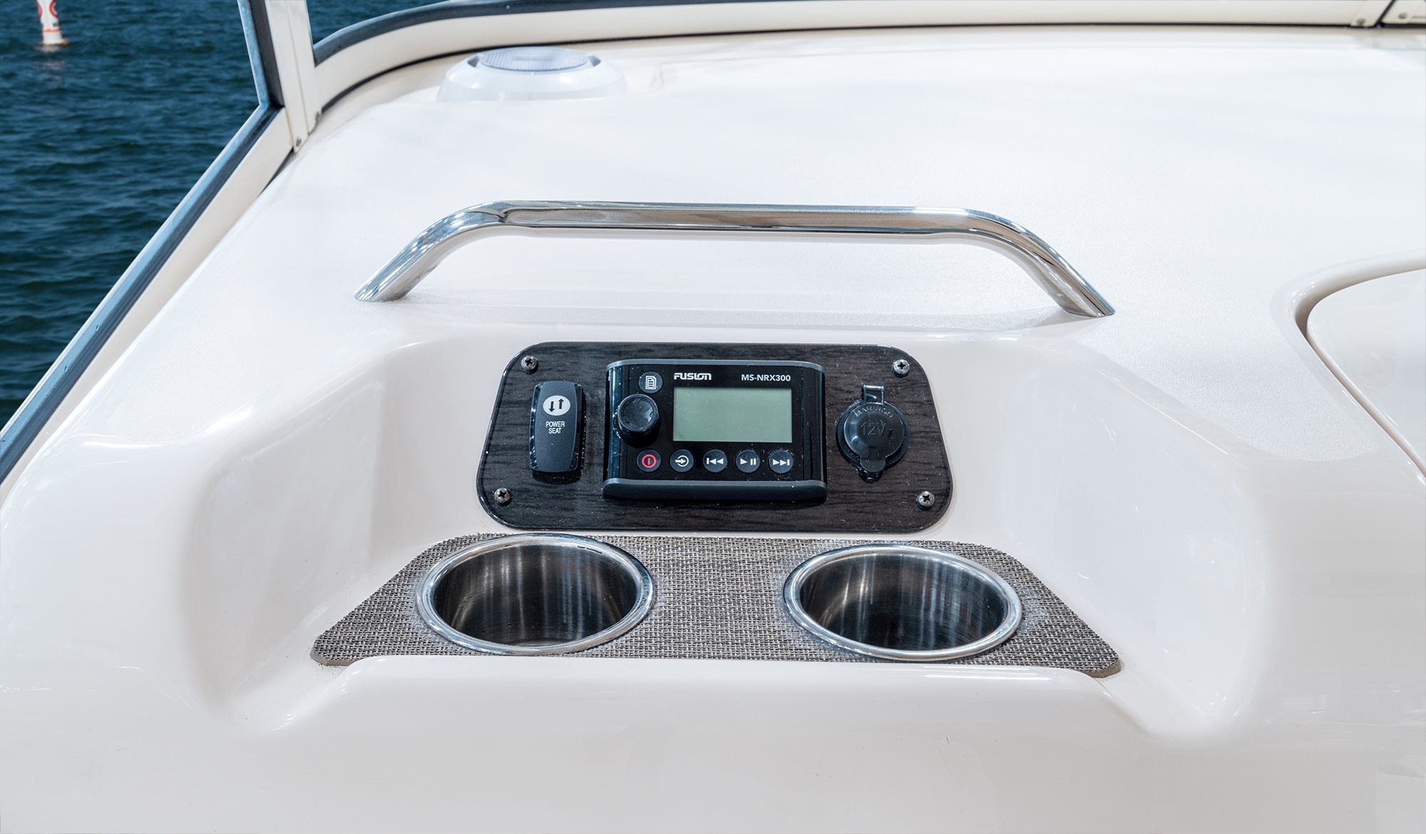 Grady-White Freedom 335