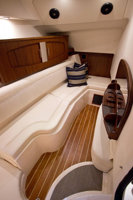 Grady-White Freedom 375