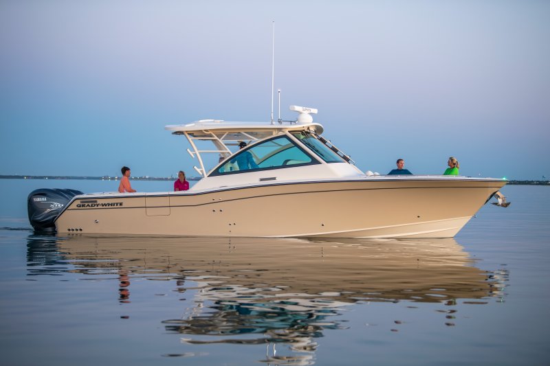 Grady-White Freedom 375