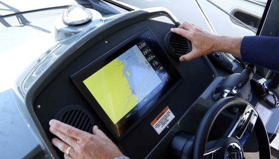 Bavaria R40 Fly ac vents