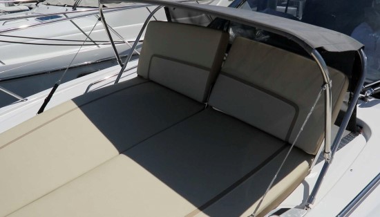 Bavaria R40 Fly sun pad