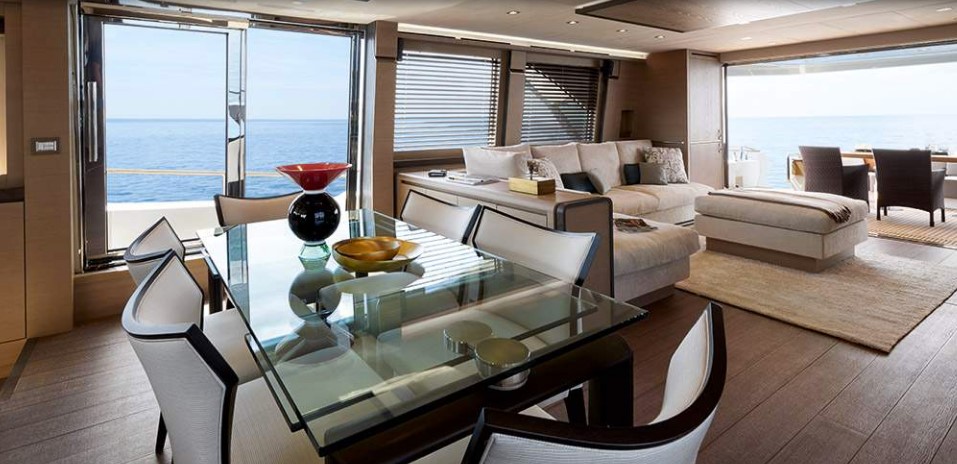 Monte Carlo Yachts 80 dining