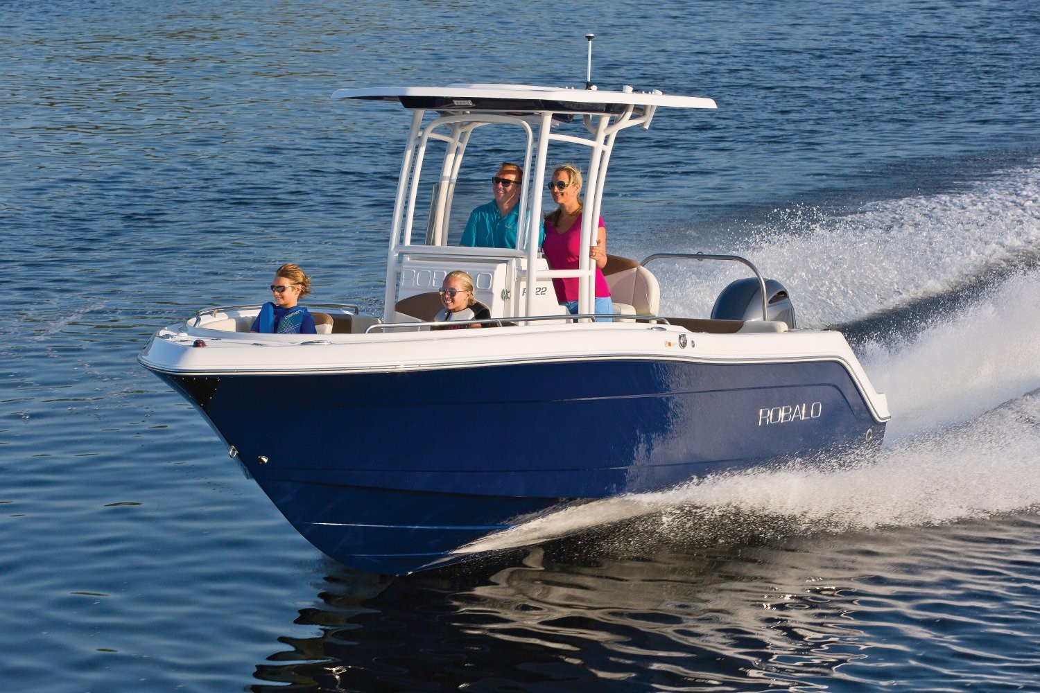 Robalo R222EX Explorer