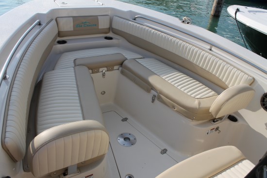 Sea Chaser 24 HFC bow bolster