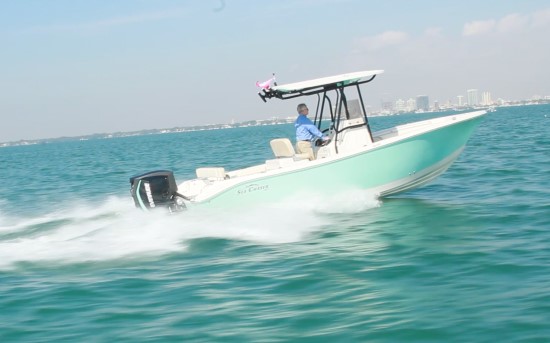 Sea Chaser 24 HFC runstar