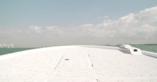 Shallow Sport 25 X3 front deck