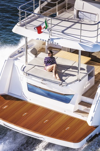 Absolute 58 Fly extended position