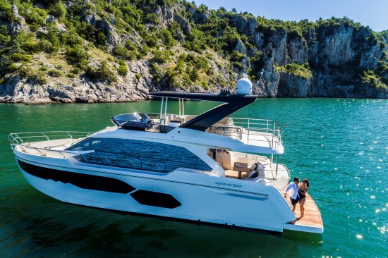 Absolute 58 Fly main deck windows