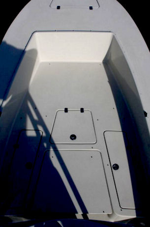 Andros Boatworks Tarpon 26 casting deck