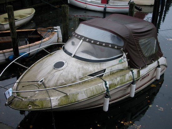 The Disadvantages of Buying a Used Boat