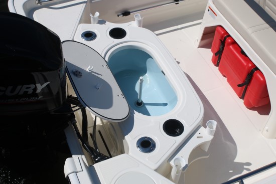 Boston Whaler 150 Montauk Livewell Interior