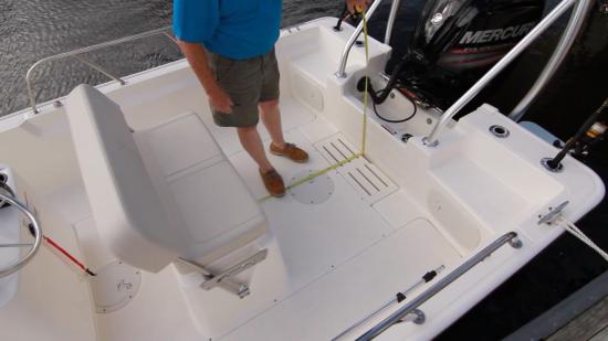 Boston Whaler 170 Montauk aft cockpit