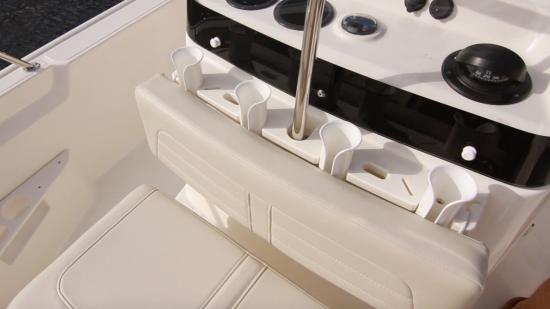 Boston Whaler 170 Montauk rod holders