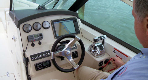 Boston Whaler 270 Vantage