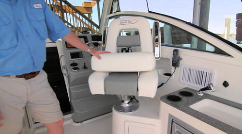 Boston Whaler 315 Conquest