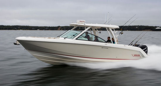 Boston Whaler's 320 Vantage