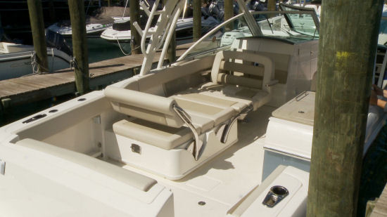 Boston Whaler 320 Vantage