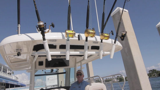 Boston Whaler 330 Outrage hard top
