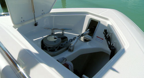 Boston Whaler 350 Outrage