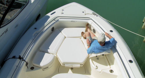 Boston Whaler 350 Outrage