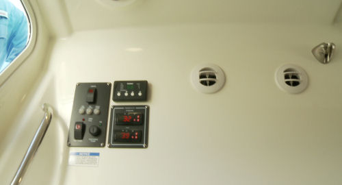 Boston Whaler 350 Outrage