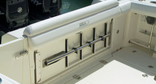 Boston Whaler 350 Outrage