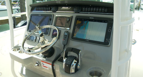 Boston Whaler 350 Outrage