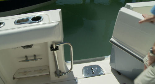 Boston Whaler 350 Outrage