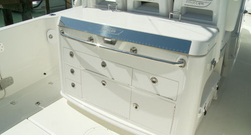 Boston Whaler 350 Outrage