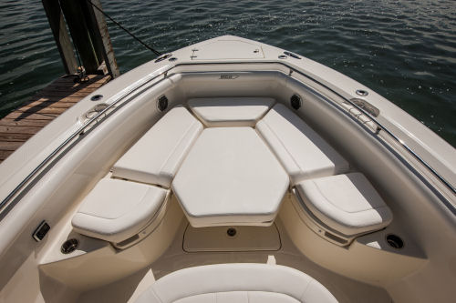 Boston Whaler 350 Outrage