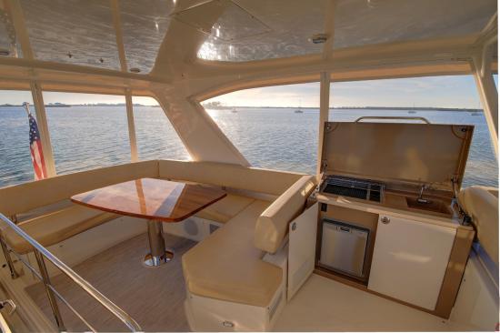 Carver C52 Command Bridge seating