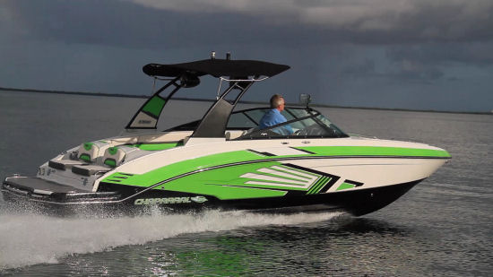 Chaparral 243 VRX running shot