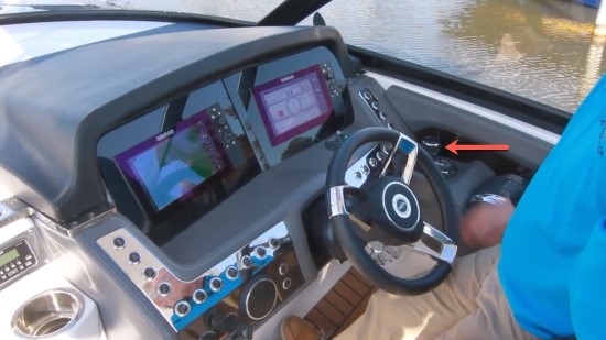 Chaparral 337 SSX steering wheel