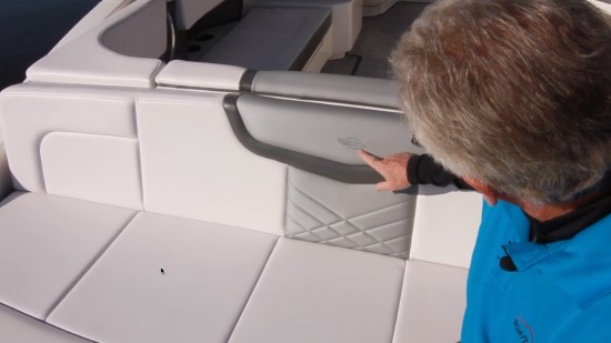 Chaparral 337 SSX upholstery