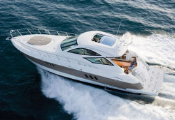 Cruisers Yachts 52 Sports Coupe