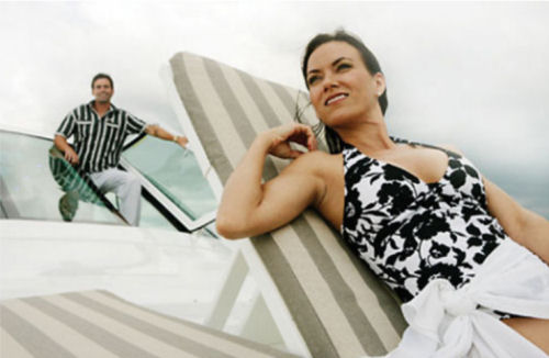 Cruisers Yachts 540 Sports Coupe