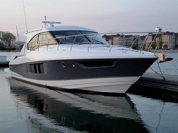 Iguana Boat Sales in Osage Beach, MO CY45