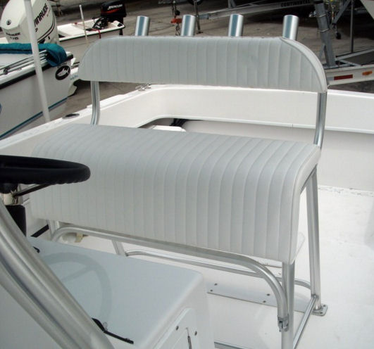 Dusky 252 Open Fisherman leaning post