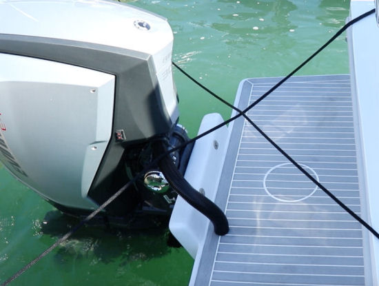 Dusky 252 Open Fisherman transom