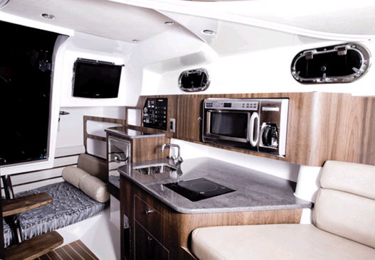 Everglades 32' Express
