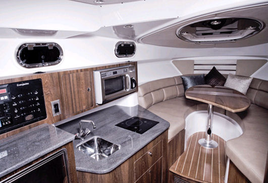 Everglades 32' Express