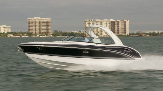 Formula 310 Bowrider running shot