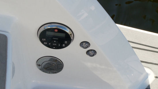 Formula 330 Crossover Bowrider stereo remote