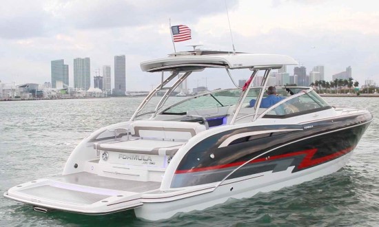 Formula 350 Sun Sport hardtop