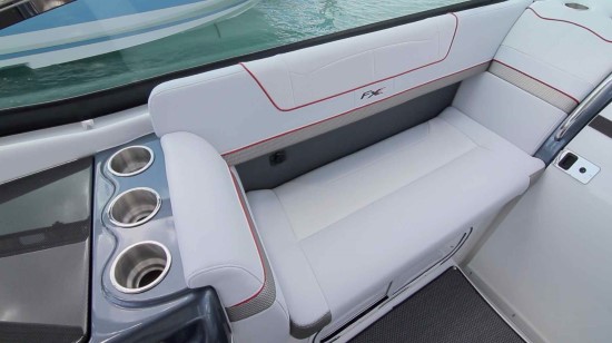 Formula 350 Sun Sport drink holders