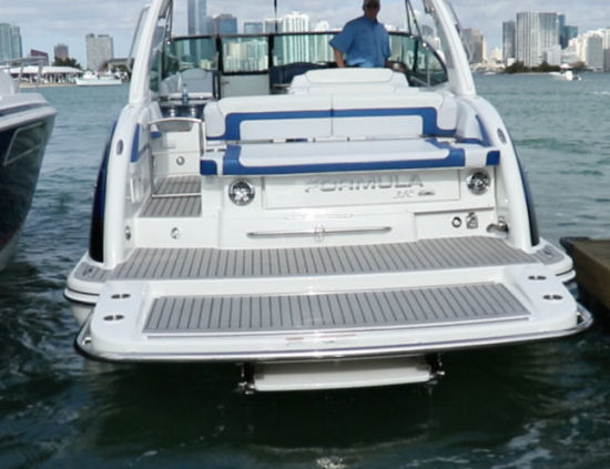 Formula 350 FX CBR docking