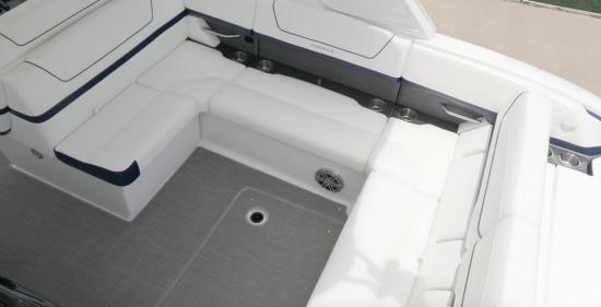 Formula 350 Sun Sport j shaped seating