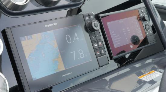 Formula 350 Sun Sport