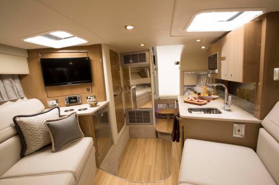 Formula 350 Sun Sport deck lights