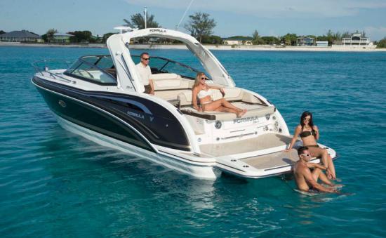 Formula 350 Sun Sport swim step